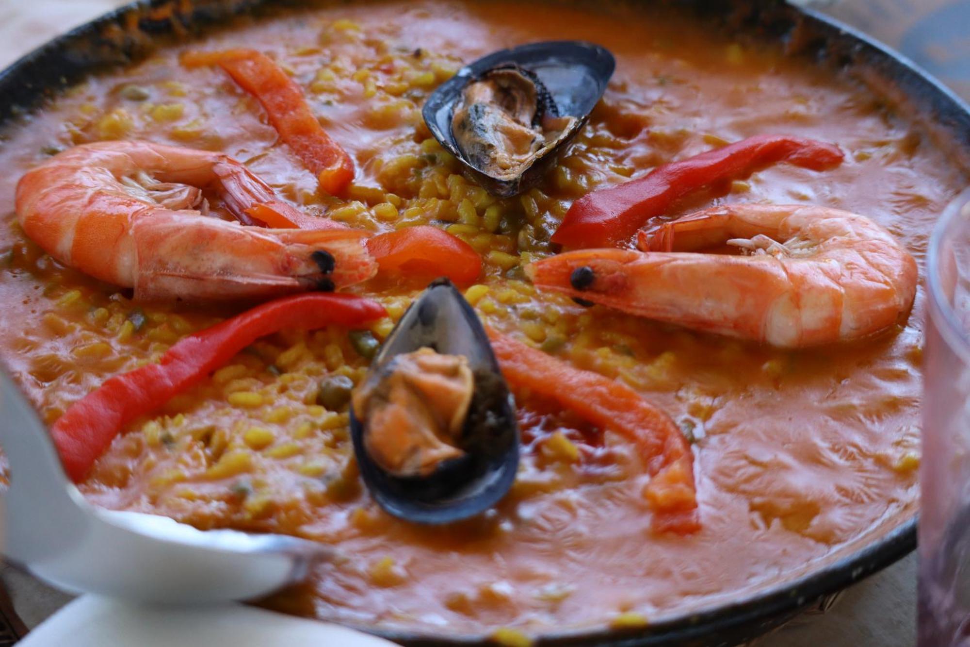 Hostal Restaurante La Ilusion 埃尔帕尔马 外观 照片